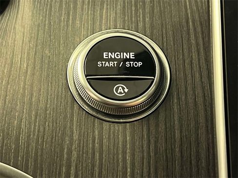 Certified 2023 Mercedes-Benz C 300 4MATIC Sedan image 31