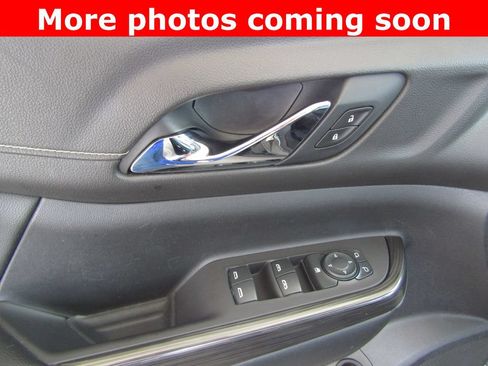 Used 2020 GMC Acadia SLT AWD/4WD image 23