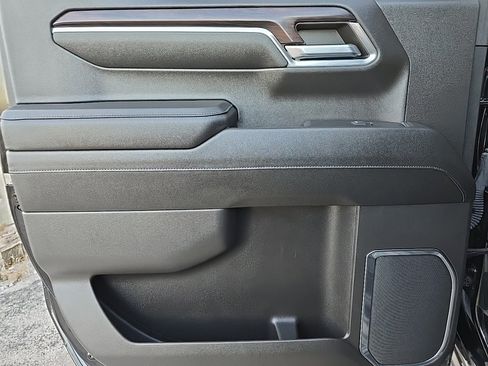 Used 2024 GMC Sierra 1500 SLT w/ SLT Premium Package image 27