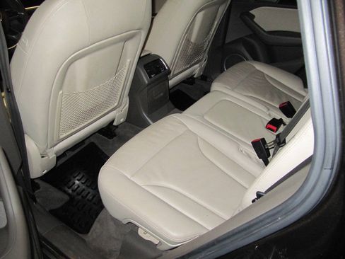 Used 2013 Audi Q5 2.0T Premium Plus AWD/4WD image 17
