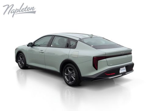 Used 2025 Kia K4 FWD image 3