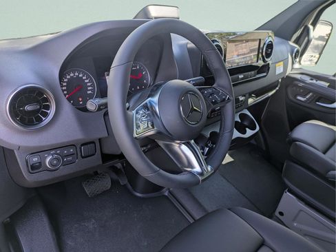 New 2026 Mercedes-Benz Sprinter 2500 image 6