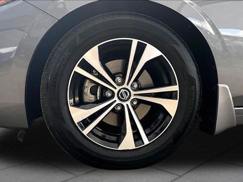 Certified 2022 Nissan Sentra SV w/ All-Weather Package FWD image 11