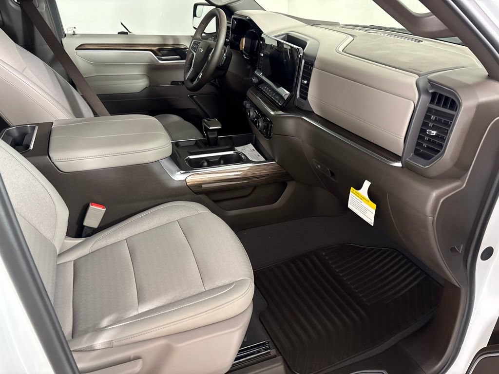 New 2026 Chevrolet Silverado 1500 RST w/ Z71 Off-Road Package AWD/4WD image 21