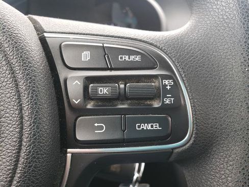 Used 2017 Kia Optima LX FWD image 21