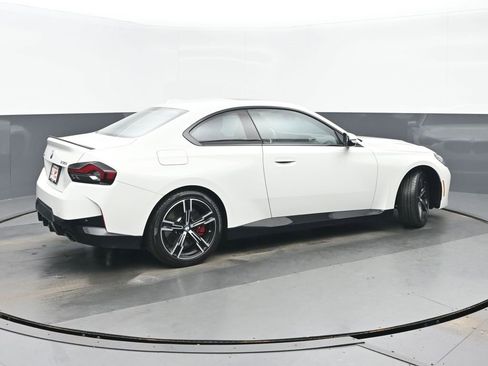 Used 2023 BMW 230i xDrive Coupe w/ Premium Package image 3