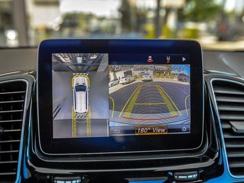 Used 2018 Mercedes-Benz GLS 450 4MATIC w/ Premium Package image 28