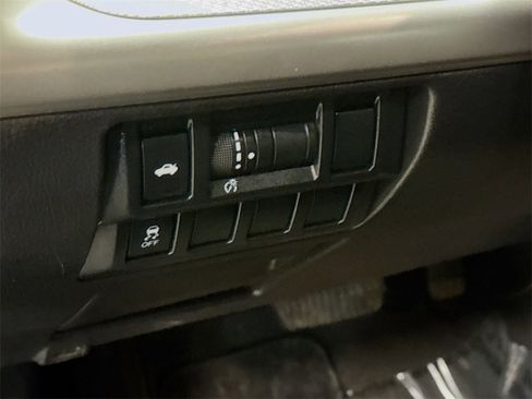 Used 2017 Subaru Legacy 2.5i w/ Alloy Wheel Package image 10