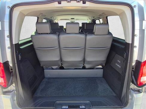 Used 2018 Mercedes-Benz Metris Passenger image 6