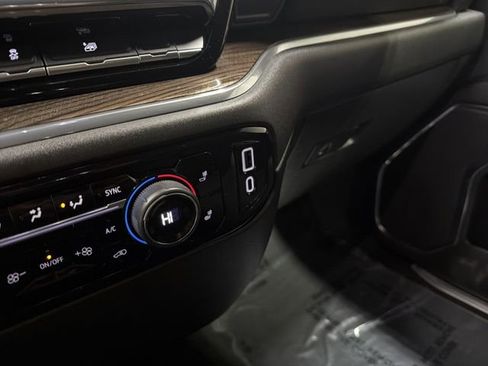 Certified 2023 Chevrolet Silverado 1500 LT AWD/4WD image 25