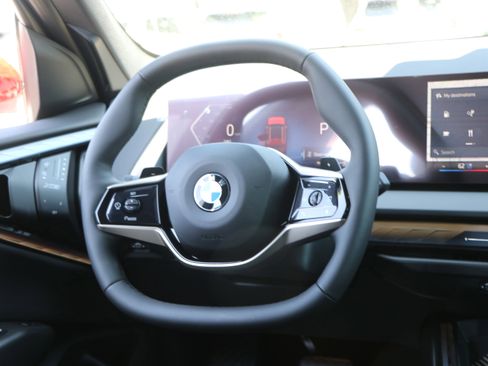 Used 2025 BMW X3 xDrive30i w/ Premium Package image 30