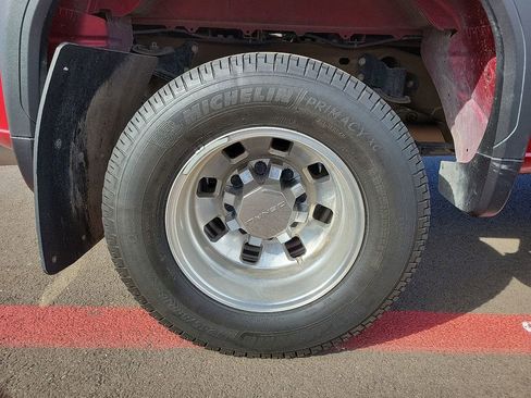 Used 2024 GMC Sierra 3500 Denali w/ Denali Reserve Package image 6