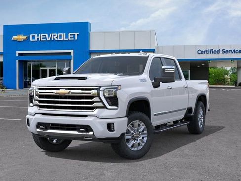 New 2026 Chevrolet Silverado 2500 High Country w/ High Country Premium Package AWD/4WD image 6
