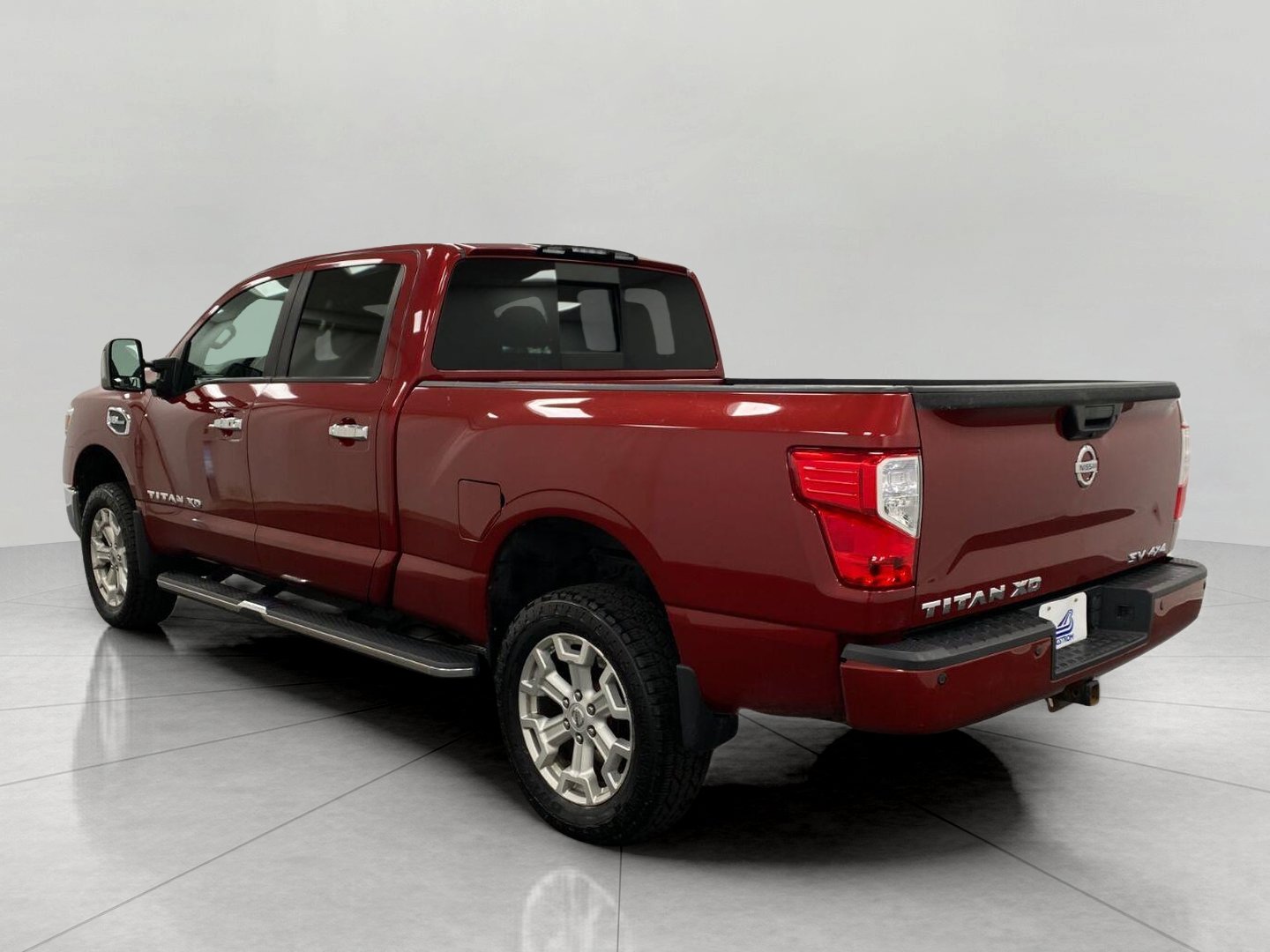 Used 2019 Nissan Titan SV AWD/4WD image 8