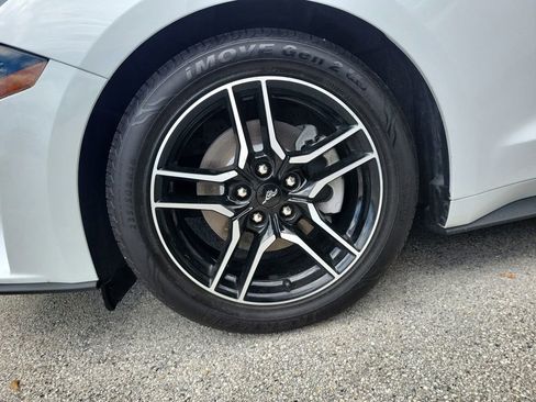Used 2022 Ford Mustang Premium RWD image 13