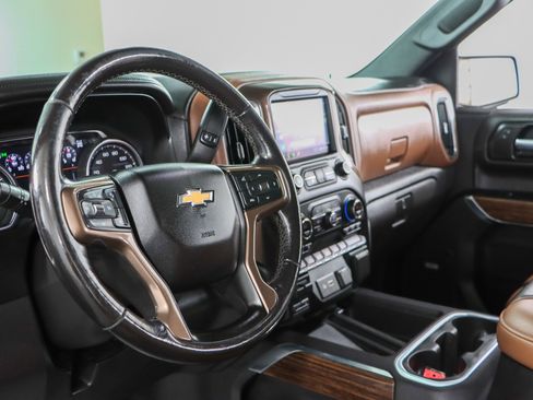 Used 2021 Chevrolet Silverado 1500 High Country image 26