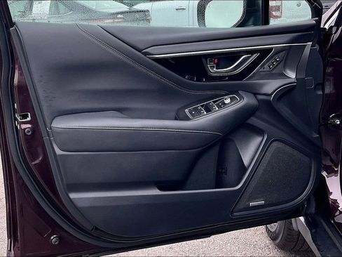 Used 2023 Subaru Outback Limited image 22