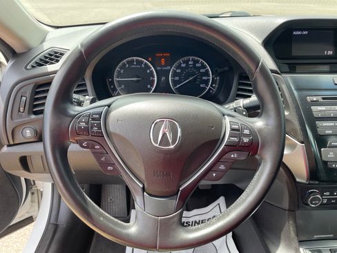 Used 2014 Acura ILX w/ Premium Package FWD image 12