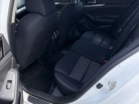 Used 2018 Nissan Maxima 3.5 S FWD image 3