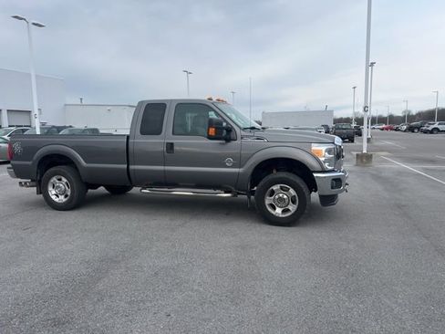 Used 2013 Ford F250 XLT w/ XLT Value Pkg image 1