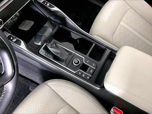 Certified 2026 Kia Sorento S FWD image 17