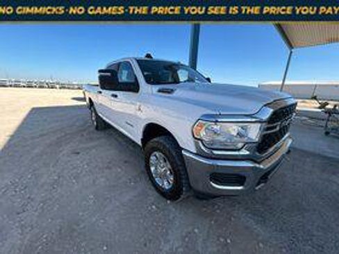Used 2023 RAM 2500 Big Horn w/ Cold Weather Group AWD/4WD image 1