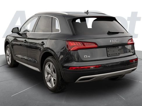 Used 2018 Audi Q5 2.0T Premium Plus image 2