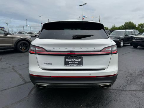Used 2022 Lincoln Nautilus FWD image 21