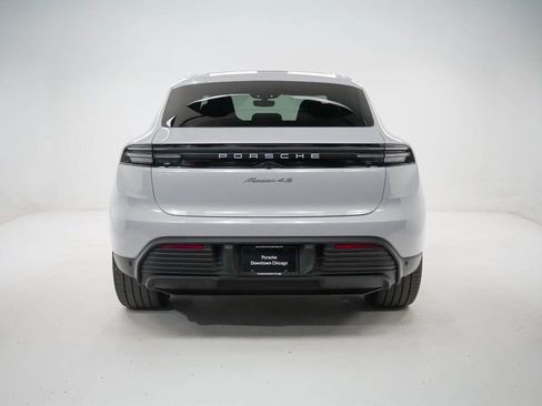 Certified 2025 Porsche Macan 4S Electric image 11