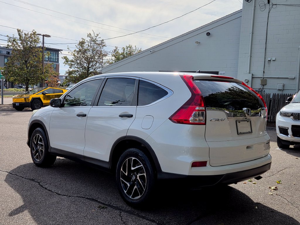 Used 2016 Honda CR-V SE image 4