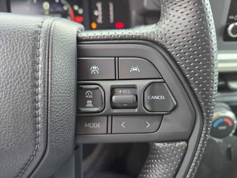 Used 2025 Toyota Tacoma SR5 image 15