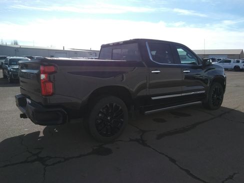 Used 2023 Chevrolet Silverado 1500 High Country w/ High Country Premium Package image 5