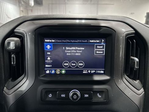 Used 2022 Chevrolet Silverado 1500 Custom image 16