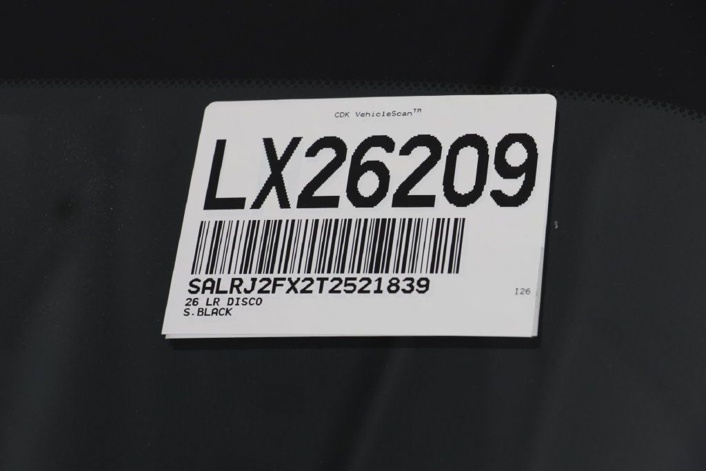 Certified 2026 Land Rover Discovery S AWD/4WD image 27