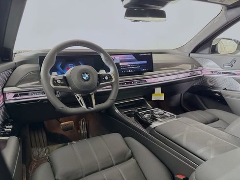 New 2026 BMW 760i xDrive image 24