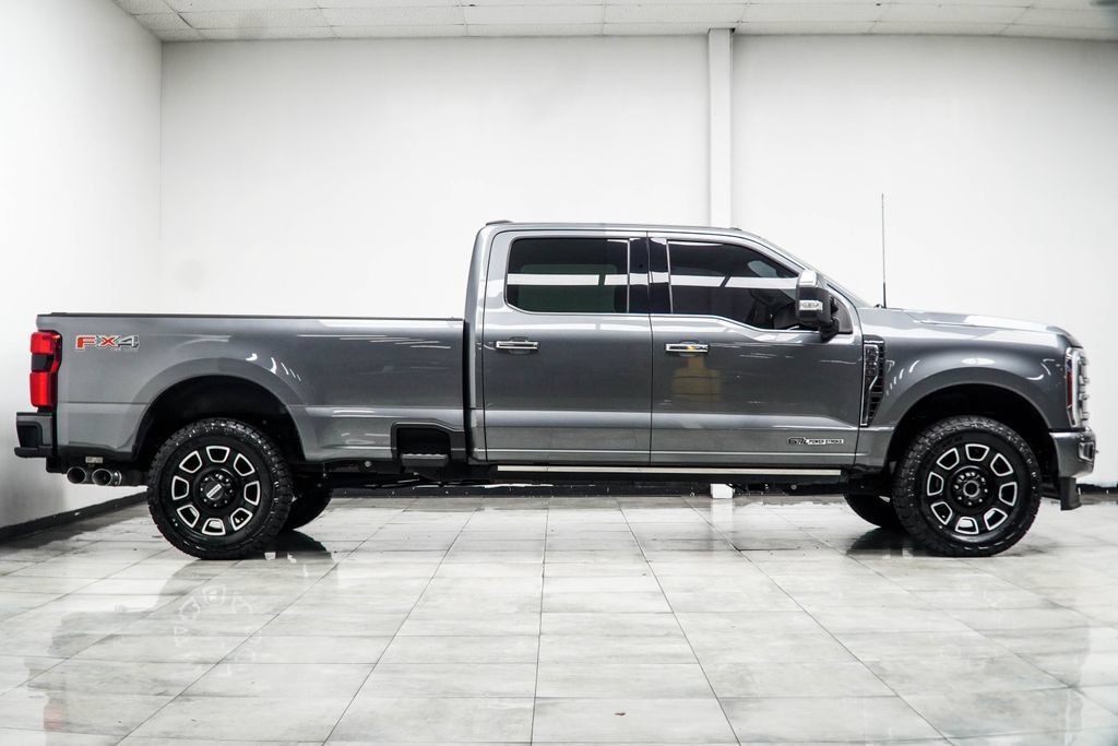 Used 2024 Ford F350 Platinum AWD/4WD image 9