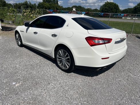 Used 2015 Maserati Ghibli RWD image 4