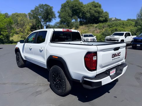New 2026 GMC Canyon Elevation RWD image 6