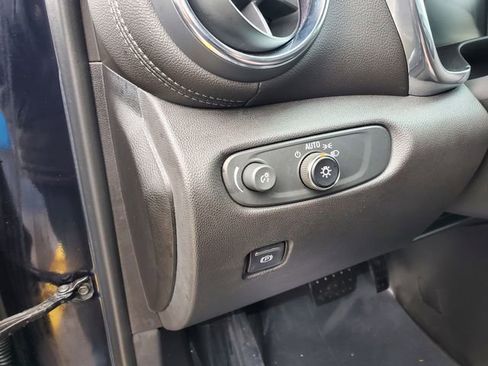 Certified 2020 Chevrolet Blazer LT w/ LPO, Floor Liner Package image 22