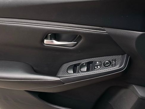Used 2024 Nissan Sentra SV w/ All-Weather Package FWD image 21