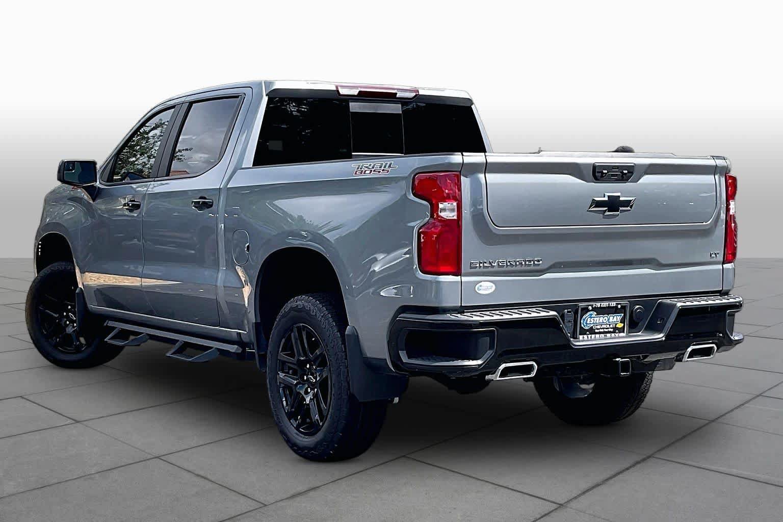 Used 2025 Chevrolet Silverado 1500 LT Trail Boss w/ Convenience Package II AWD/4WD image 22