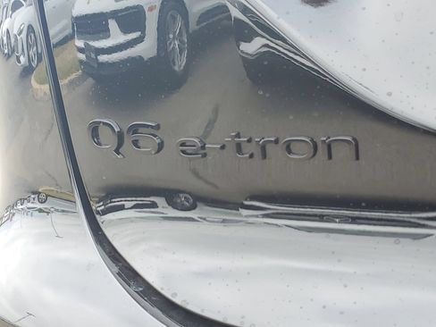 New 2027 Audi Q6 e-tron Premium AWD/4WD image 7
