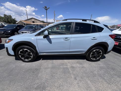 Used 2021 Subaru Crosstrek 2.0i Premium w/ Popular Package #3 AWD/4WD image 4