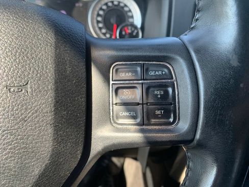 Used 2017 RAM 1500 Big Horn AWD/4WD image 39
