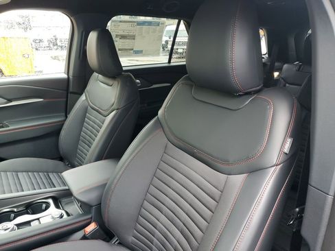 New 2026 Ford Explorer ST-Line image 13