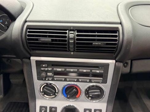 Used 2001 BMW Z3 2.5i RWD image 27