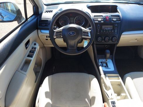 Used 2014 Subaru Crosstrek 2.0i Premium image 10