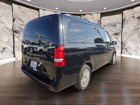 Used 2018 Mercedes-Benz Metris Passenger image 6