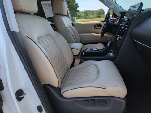 Used 2022 Nissan Armada Platinum w/ Captain's Chairs Package RWD image 37