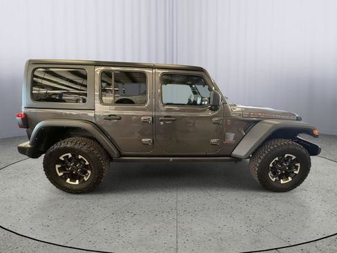 Used 2025 Jeep Wrangler Unlimited Rubicon AWD/4WD image 6